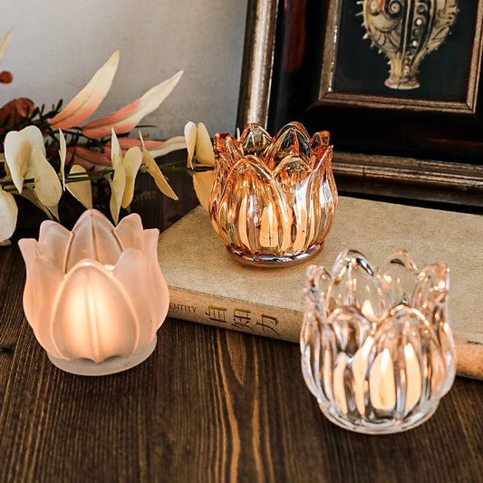 Tulip style candle holder