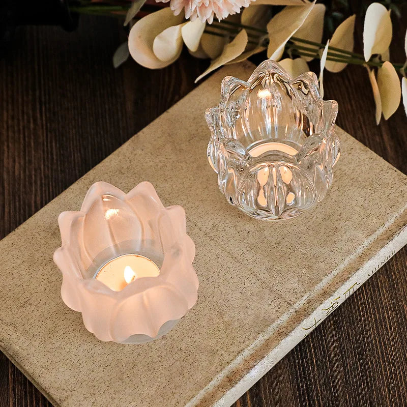 Tulip style candle holder